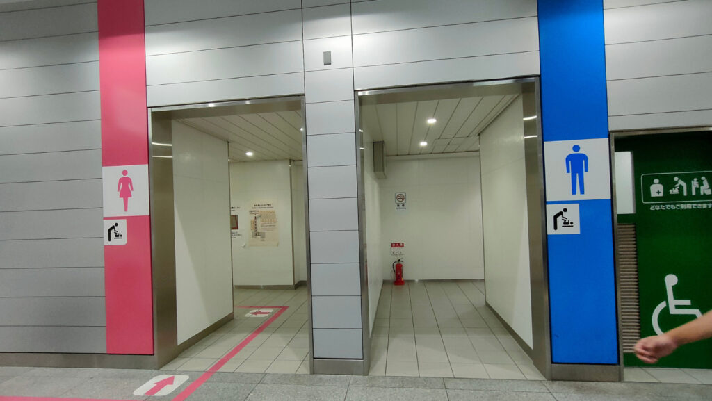 新幹線新大阪駅内トイレ